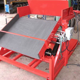 Level Fabricators - Agricultural - Pepper Dumper