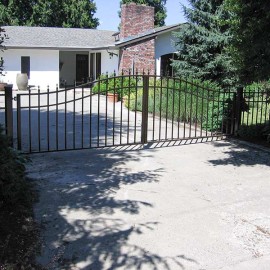 Level Fabricators - Custom Gates