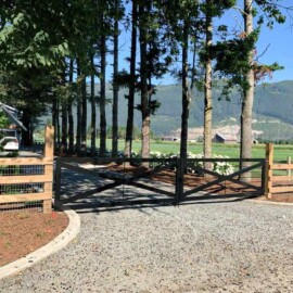 Level Fabricators - Custom Gates